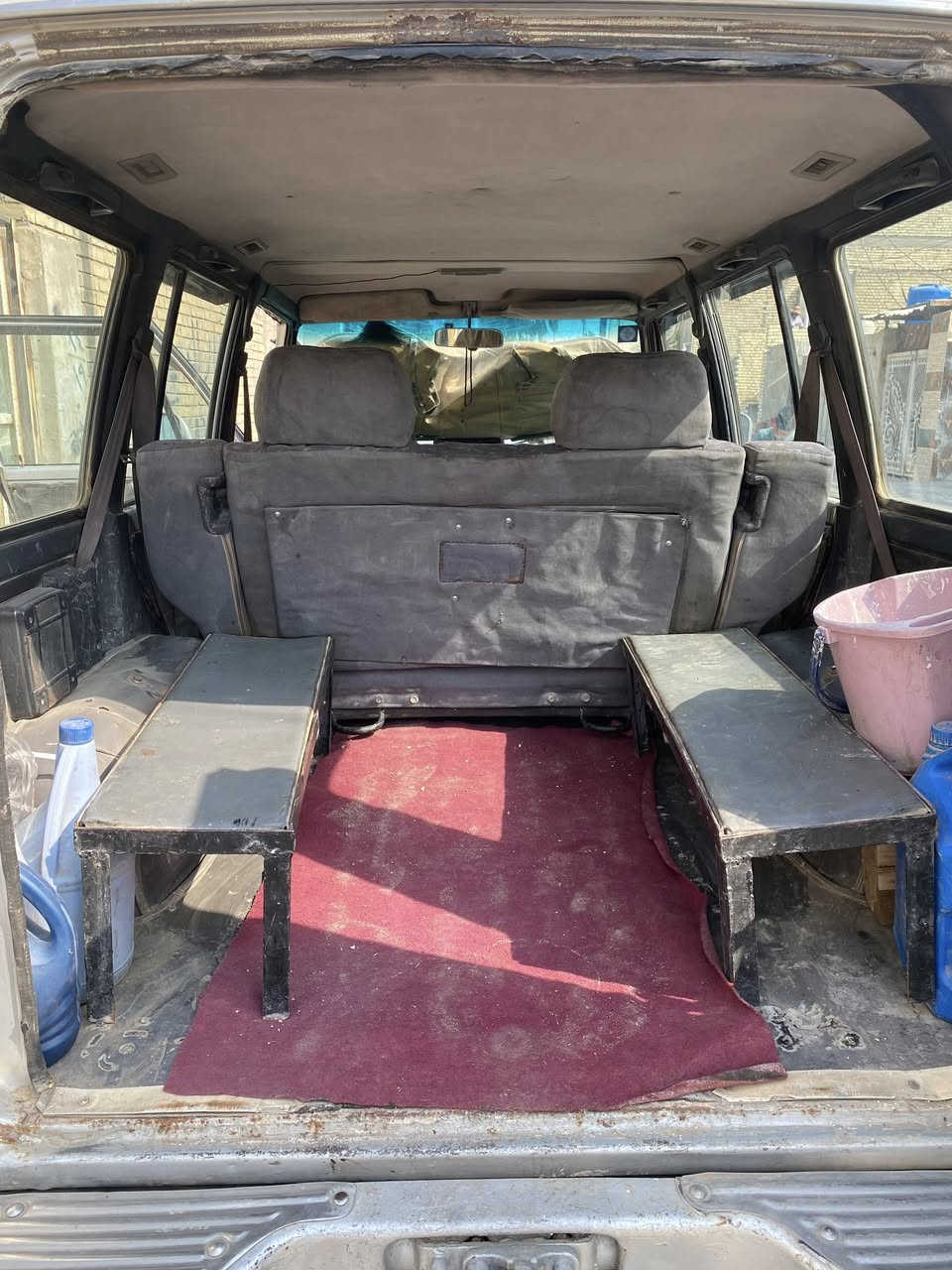 سلام عليكم كالوب ١٩٩٣مديل مكينه وكير زينات بسمي رقم انكليزي تحويل ثاني يوم كشر ودواخل زينات سعر ٣٧وبيهة مجال قليل مكاني بغداد العبيدي رقمي ***********
