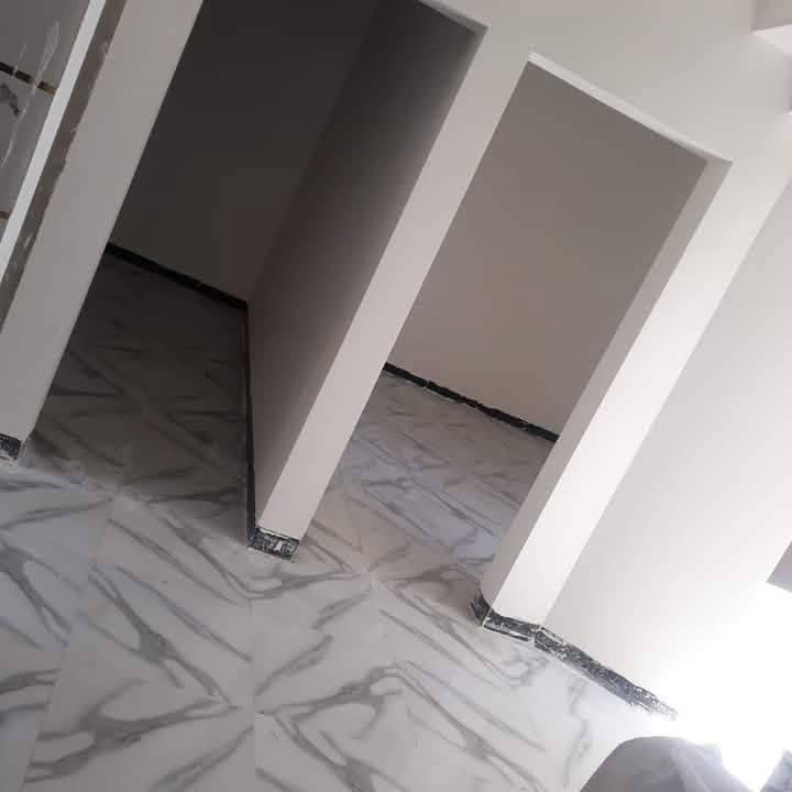 السلام عليكم كادر لبخ جص فقط
شقل شرط مصاطر وعل خيط شقل درجه اولى المبيت بنفس البيت الي اشتقلو كادرمتكامل من خمس اسطوات شقل سريع ونضيف تريد المصرف علي تريد عليك للستفسار الاتصال عل ***********
