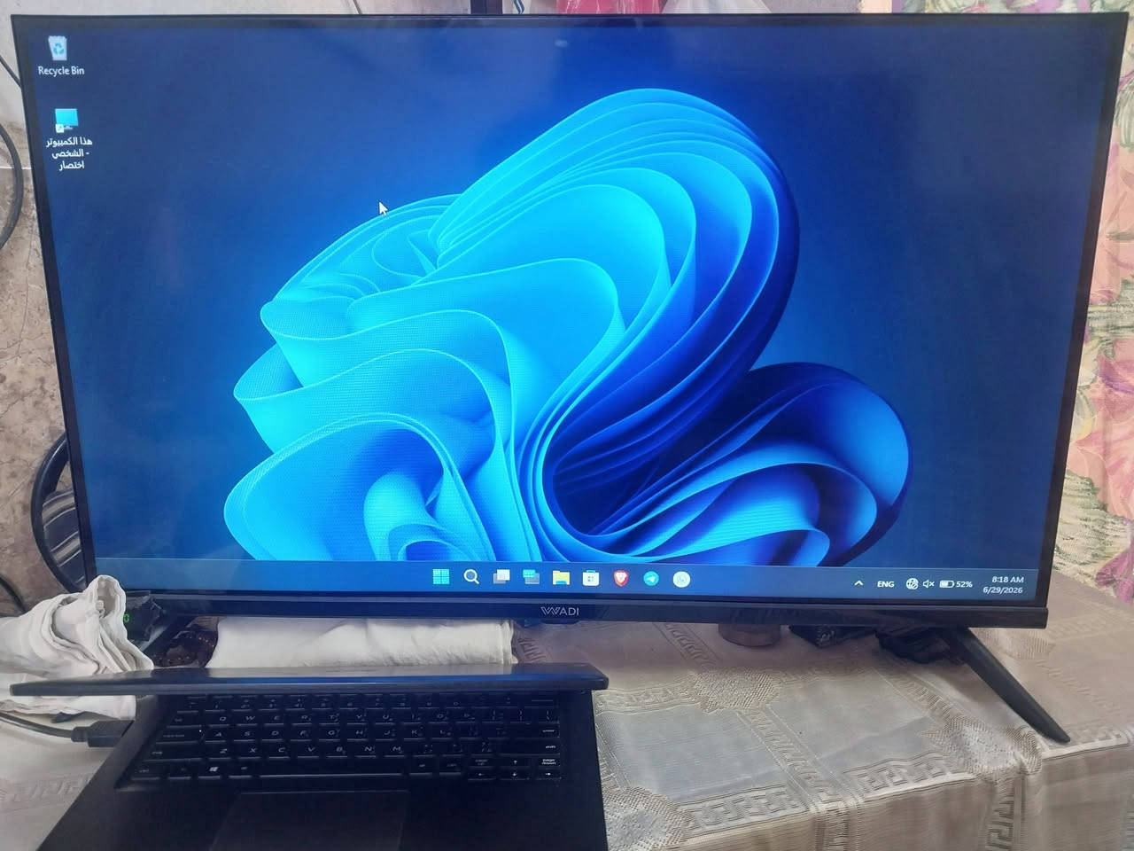 السلام عليكم
لابتوبات DELL
الشاشة مضروبة مثل ما بالصورة 
الشاشة لمس واضربه ما مأثرة علة اللمس 
معالج i5  جيل ثامن 
 رام 8GB 
هارد SSD 256GB
كارت شاشة داخلي 
حجم الشاشة 13 
الحاسبة كنت مشغل عليها برامج هندسية وبرامج مايكروسوفت اوفس بسلاسة 
تكدر تربط عليها شاشة وتستعملهة مثل دسكتوب او تكدر تستعملها هكذا طبيعي

اذا تفيدك حط سعرك او راسلني على الخاص


**إذا كنت صاحب هذا الإعلان وتريد حذفه لأي سبب، رجاءا أرسل رسالة إلى الدعم الفني**
