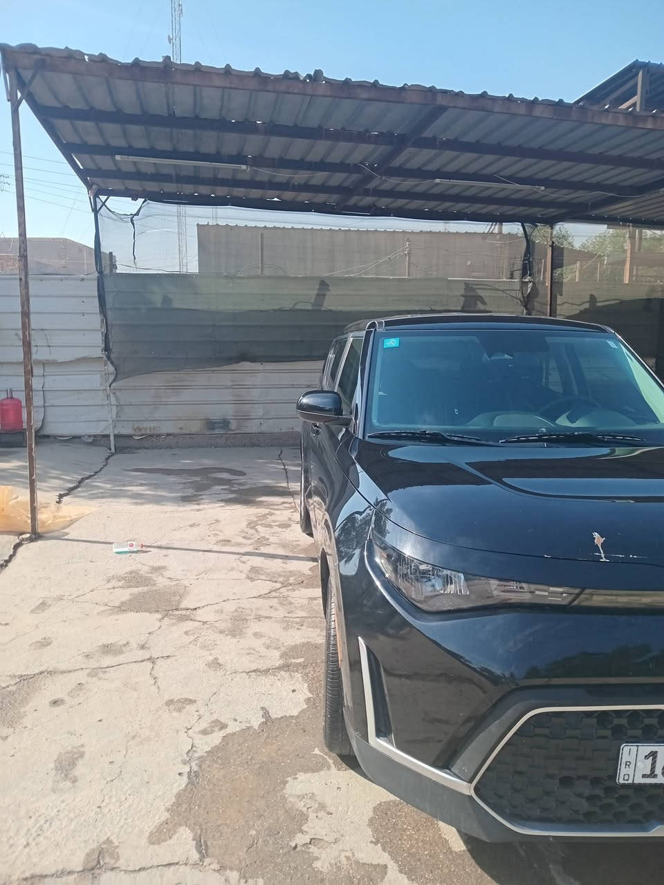 كيا صول موديل2024 السعر180$ العنوان حله حي الصحه رقم الموبايل*********** مكفوله بس بيه اقل من شبر بالبنيد مصلح على البارد مكينه 2000دوش رقم بابل الجديد وباقي المواصفات معروفه ماشيه 27ميل
