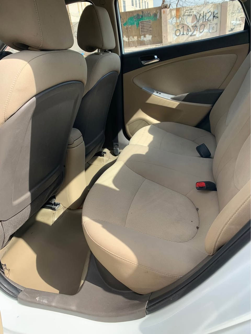 اكسنت خليجي 1600
موديل ٢٠١٤
فتحة 
اشاير بالمري 
٥ ويل كب 
كير ومكينة مكفولات ومكفولة من الصبغ فقط بيه طخات مامصلحات مثل ماموضحات بالصور 
السعر 99 
***********
بغداد البلديات بغداد, العراق
