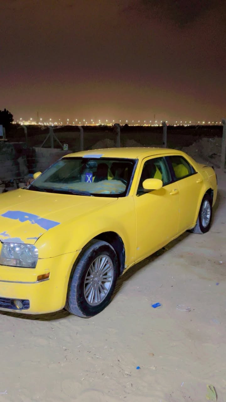 السلام عليكم. موديل 2009. مكفوله. مكينه. جديده. كير جديد. حداده. نظيفة تخم. تاير.  سياره. جاهزه. السعر 80 وبيهة. مجال. سنويه ما منتهيه عنوان بصره  للاستفسار ***********
