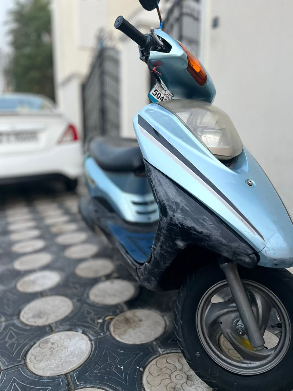 سلام عليكم شباب دراجة بريز للبيع نضافة كدامكم كلشي بلادي سعرها ٦٥٠وبيها مجال العنوان بغداد البنوك رقمي ***********
