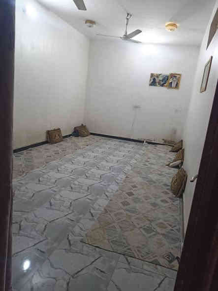 سلام عليكم ورحمة الله وبركاته
بيت ٢٠٠ متر اوقاف الاول عقد سنويه ٢٠٠
غرفه وحد و٢ فوق غير مكتملات
جلبيه قرب جامع لامام الباقر
*********** وتساب او تصال
