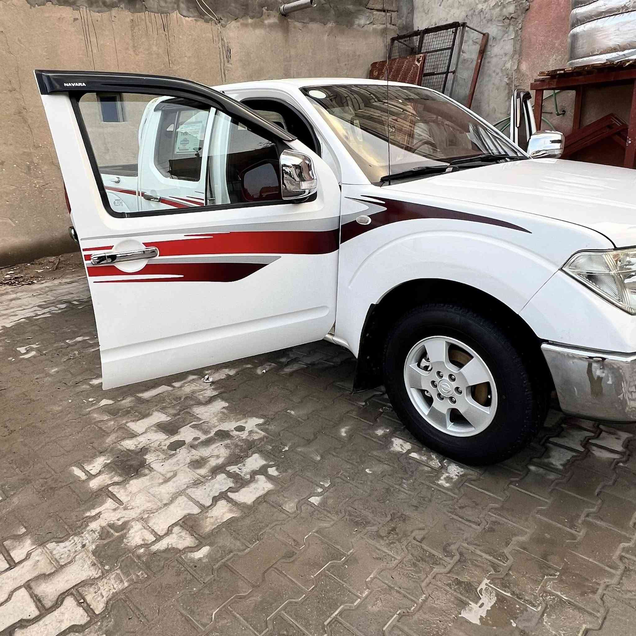 بيكم نيفارة موديل 2010 دبل قمارة السعر 75
مكفول بس مكينة وشواصي وأصوليات والباقي كلة بدون كفالة 
سنويتها منتهية من 2023 سعرها 75 والمداور عليك 
سيارة بأسمي
العنوان بصرة مركز المدينة منطقة صبخة العرب 
رقم الهاتف ***********
