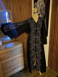 عباية خليجية • جديدة • غير مستخدمة