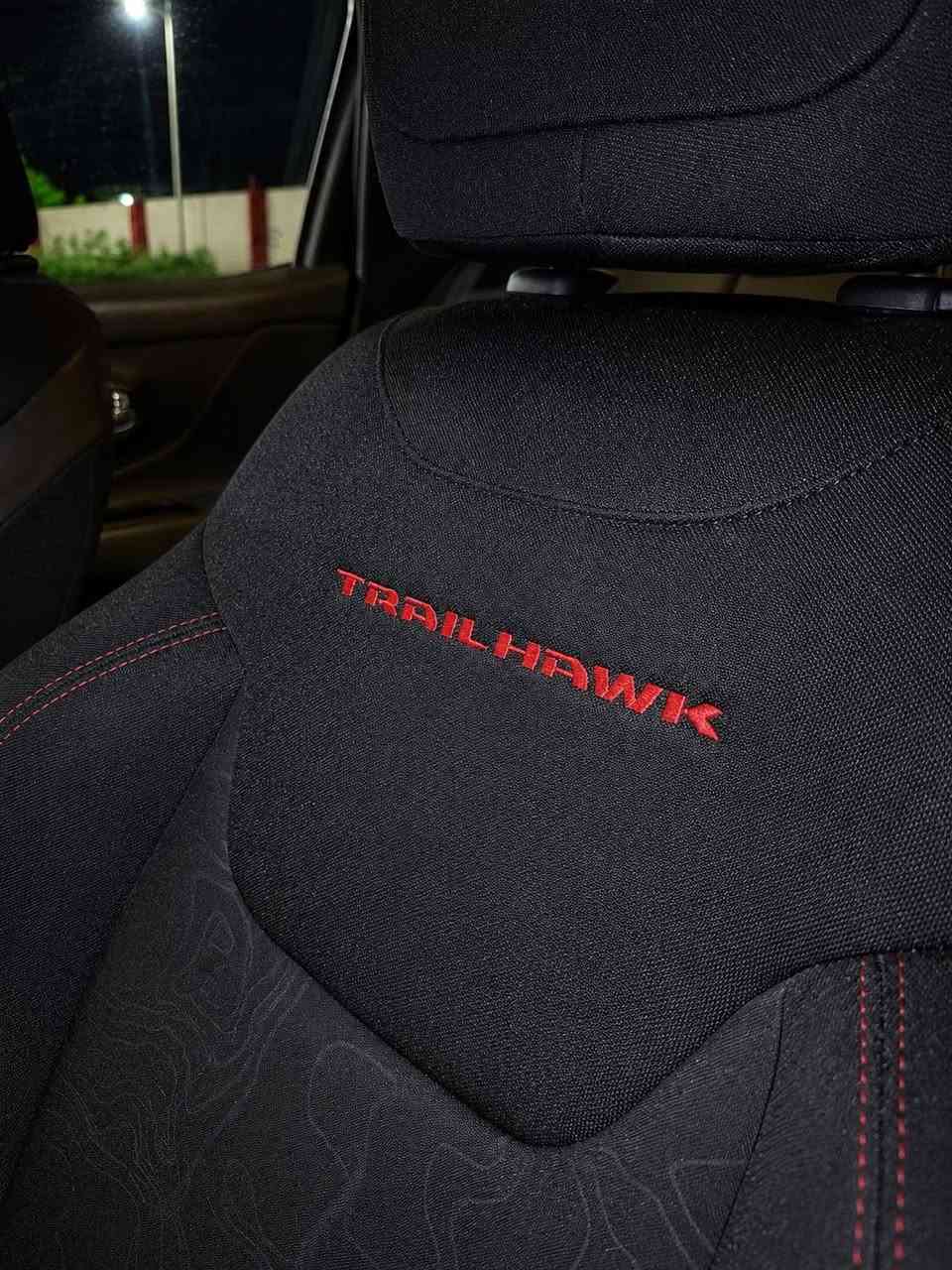 🚗 للبيع: جيب رينيجيد تريل هوك 2023 (Trailhawk)

✅ وارد أمريكي
✅ رقم أربيل باسمي
✅ ماشيه 20 ألف فقط
✅ حادث جاملغ واحد (تبديل فقط) حادث خفيف
⚠️ بدون دواخل
⚠️ بدون إيرباك

المواصفات:

🔹 شاشة كبيرة مع كاميرا خلفية دوارة
🔹 بصمة تشغيل، بصمة أبواب، وبصمة صندوق
🔹 تحكم بالستيرن من الجهتين
🔹 دفع رباعي حقيقي 4x4
🔹 رادار أمامي مع مانع تصادم
🔹 رادار النقطة العمياء (جانبي)
🔹 إشارات بالمرايا
🔹 رنكات كروم قياس 17 إنج
🔹كشن حضن ومع ختم تريل هوك 
🔹 إنارة LED للشبابيك
🔹 حمالات سقف 
🔹 كشافات أمامية LED
🔹 كشافات ضباب خلفية LED
🔹 نظام المحافظة على المسار (Lane Assist)

السيارة نظيفة جداً وبحالة ممتازة، وما زالت بوضعية الشركة.
العدة، السبير، والأرضيات غير مستخدمة.

💯 من أنظف السيارات الموجودة بالسوق.

📍 الموقع: كركوك

💰 السعر: 138 ورقه وبي مجال .

📞 للاستفسار: خاص او ***********
