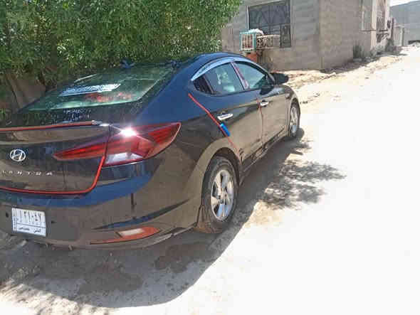 سلام عليكم 
سياره اللنترا للبيع  مديل٢٠٢٠ اللون اسود 
وارد امريكي  سياره جاهزه مكينه دوش وگير at وحداديه نضيفه تخم تاير نضيف باتري جديد 
تبريد شغال
ضررها 
 تبديل اربع قطع بدون دواخل  تصليح فقط قطعه وحده باب جهة السدر صوب العبري سياره نضيفه وجاهزه
رقمها مثنى ..حره 
 مداور ثاني يوم سنويته ماساقطه  بعدهي 

السياره حلوه ونضيفه مثل مموضح بالصور 
سعرها (110).
 وبيه مجال اتصل ع هذه الرقم***********  وبيك خيرو وتدلل 
 اخوان اني مكلف بالنشر  اتواصل وي راعيهه ع الرقم الموجود
