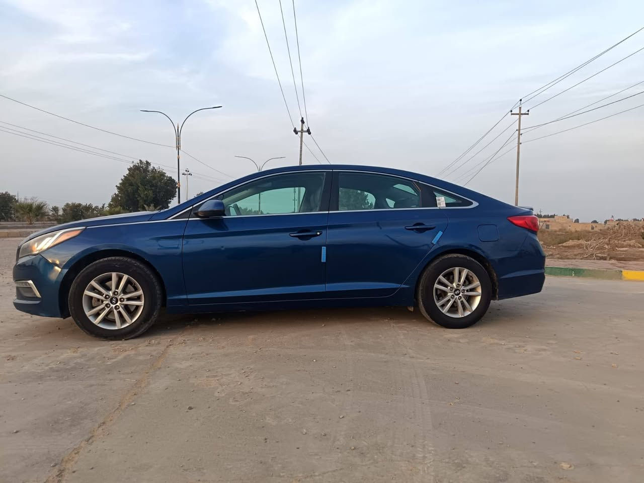 سلام عليكم خوان سوناتا موديل 17وارد امريكي حادثه جاملغ المامي تبديل وصبغ قطحتين بنيد وباب بدون دوخل مكينه وكير وحداده وتخم تاير وتبريد جاهزه سياره جديده مال جنايه رقم ميسان دولي تحويل ثاني مكان سياره ميسان الميمونه  سعر سياره 116وبيه مجال الشراي *********** صور الحادث مرفق
