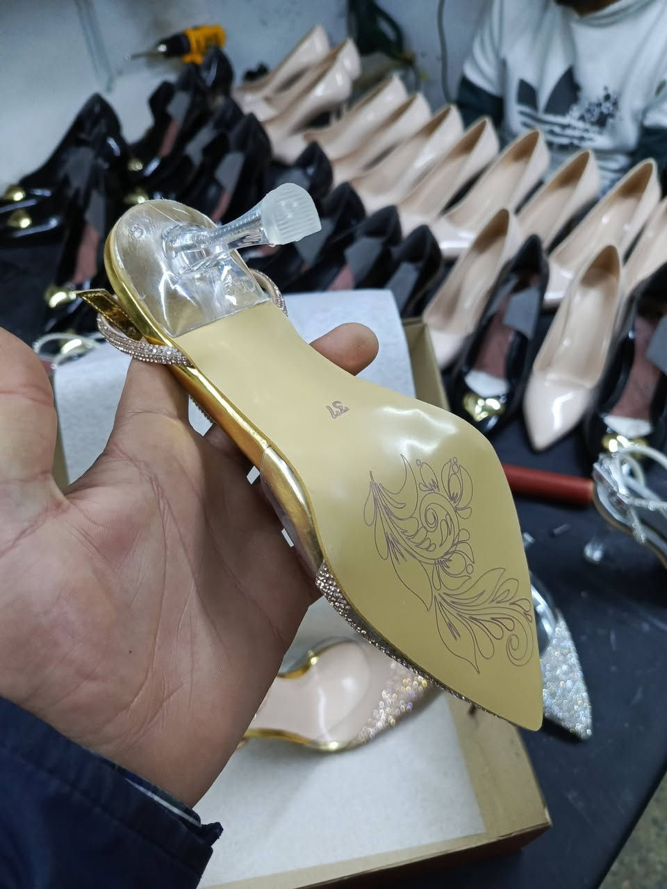 بسم الله يا جبار 
سوريا عالم الموضه FWنرحب بكم من كل انحاء عالم
التواصل والاستفسار الوتساب
https://t.me/mmttmm765     تيليجرام


**إذا كنت صاحب هذا الإعلان وتريد حذفه لأي سبب، رجاءا أرسل رسالة إلى الدعم الفني**