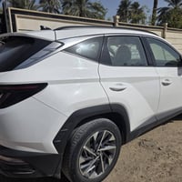 توسان للبيع 2024 ماشيه 30 كفاله عامه سياره فول عده الفتحه تشغيل عن بعد...