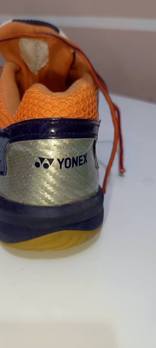 حذاء يونكس اصلي.. اندنوسي الصنع.  نظافة 80 % السعر 55 الف النجف, العراق


**إذا كنت صاحب هذا الإعلان وتريد حذفه لأي سبب، رجاءا أرسل رسالة إلى الدعم الفني**