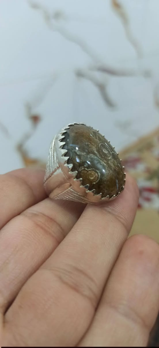 اللهم صل على محمد وآل محمد 

ياالله سلام عليكم خوان تحفة من داودي قياس الخاتم 24 

تفاصيل اكثر خاص بيع فقط بدون مراوس يوجد توصيل


**إذا كنت صاحب هذا الإعلان وتريد حذفه لأي سبب، رجاءا أرسل رسالة إلى الدعم الفني**