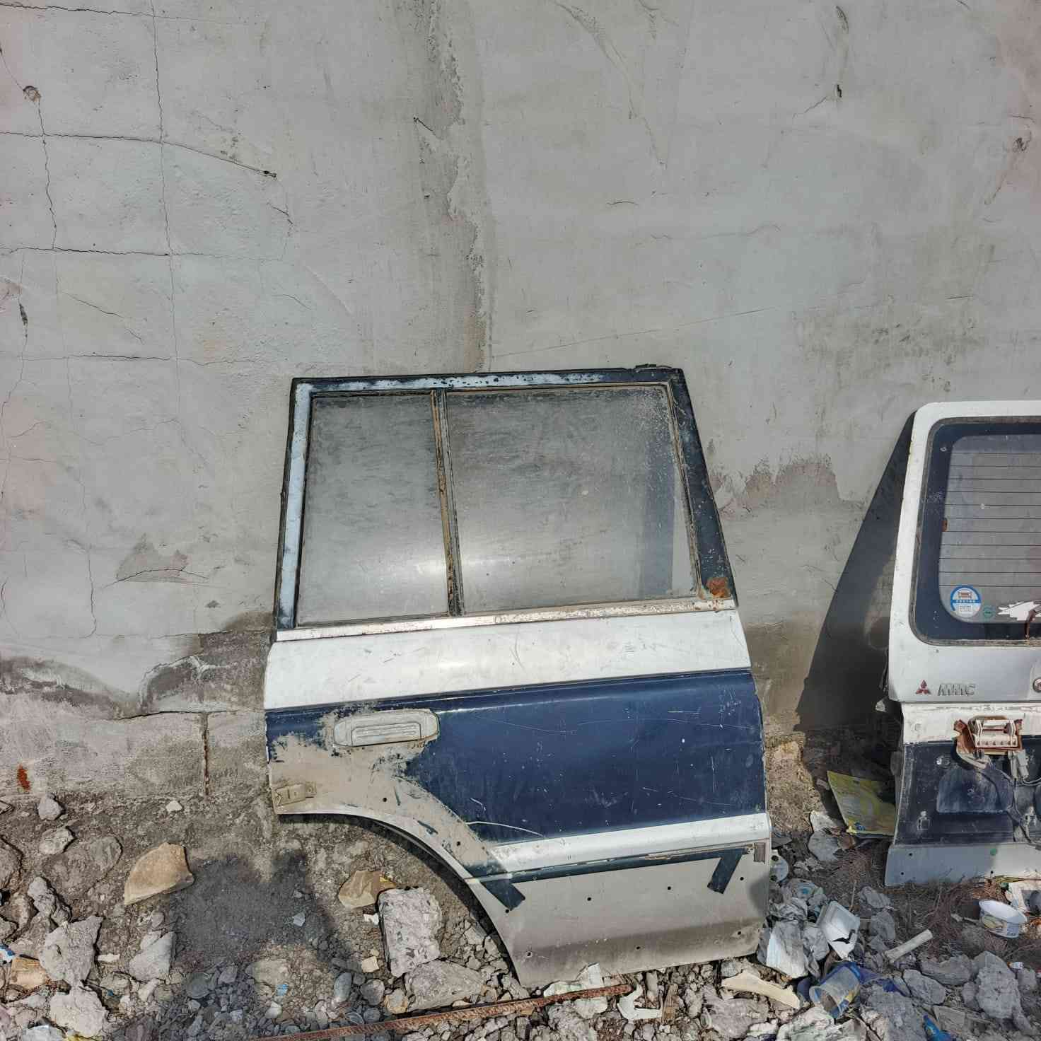 بيبان باجيرو للبيع
الإمكان حي اور ***********
