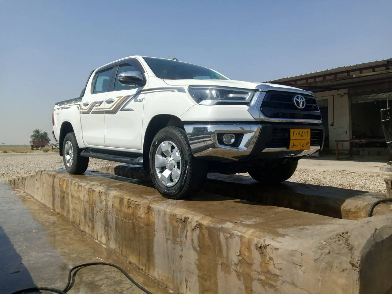 سلام عليكم سياره بيكم 2021 گير عادي رقم أربيل سياره جديده السعر 265 ترهم مراوس حسب  القناعه الهاتف /***********
