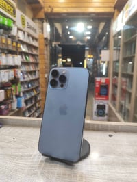 ١٣ برو ماكس ذاكرة ٢٥٦ نضيف جدا ممفتوح وتربروف شخط مابي بطارية ٧٨ شرق ا...