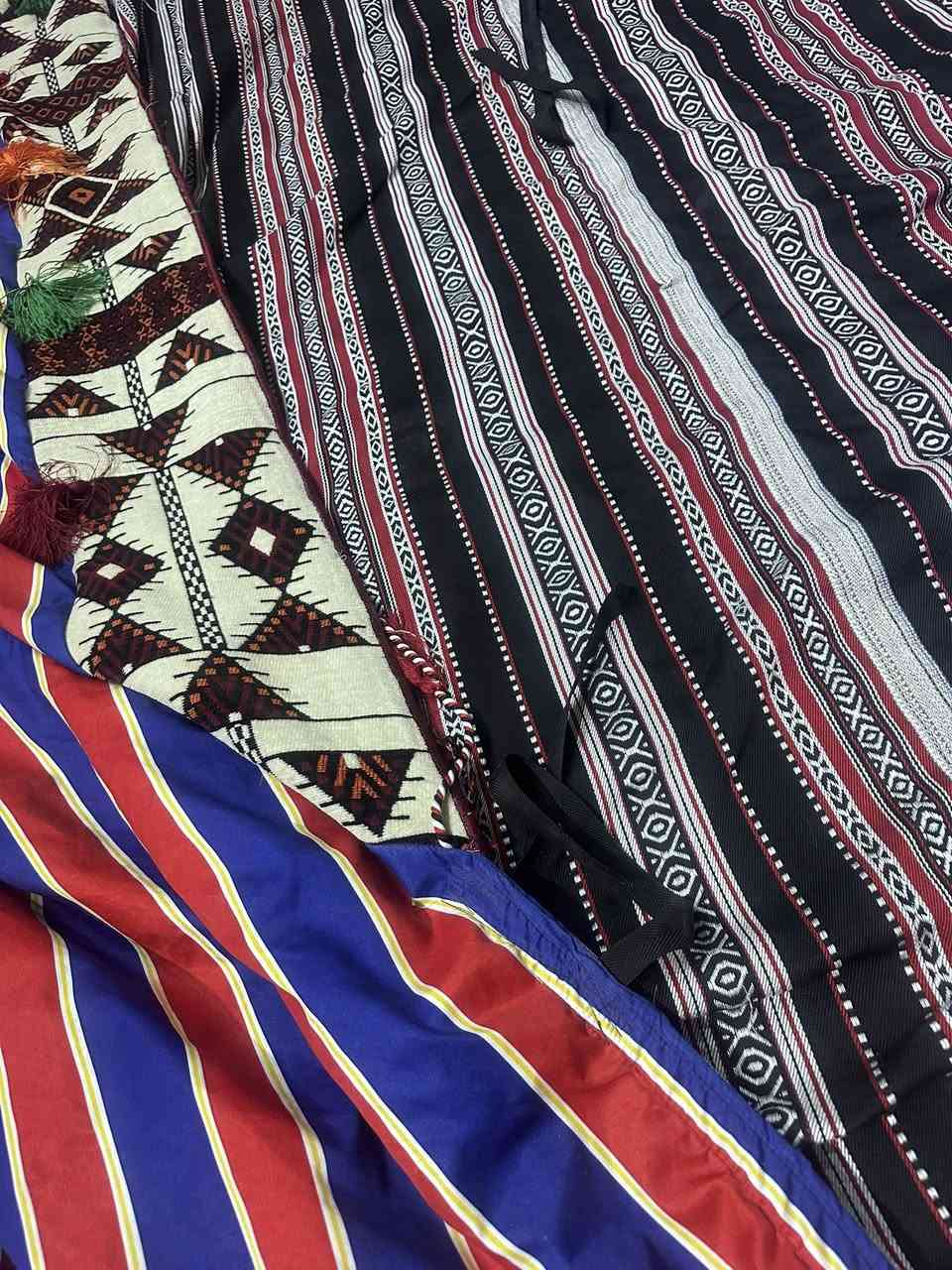 ⸻

✨ جادر موكب قماش سدو – حياكة درجة أولى ✨

نوفر جادر موكب من قماش السدو
شغل فوق العالي وجودة مضمونة 👌

🔸 حياكة درجة أولى
🔸 خياطة درجة أولى متقنة
🔸 سفايف داير مرتبة
🔸 شدّادات متينة وقوية
🔸 الطول ٨ أونص
🔸 الدايت ٩

قماش يتحمل الاستخدام ويعطي شكل تراثي وهيبة مميزة للمكان 🏕️

📩 التواصل خاص للطلب والاستفسار***********
