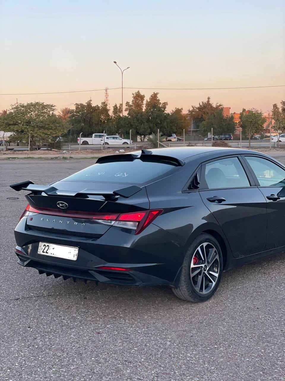 السلام عليكم 
النترا 2022
بيها صبغ قطع اثر طخطخات بدوون معجون
ابيع حزام شاصي لغد مكفول
مواصفاتها معروفه 
بصمه تبريد بيانو منفصل كامره دواره 
رادار جانبي رادار امامي توقف ذاتي تشغيل عن بعد
رقم هاتف ***********
مكان سياره بغداد بغداد, العراق
