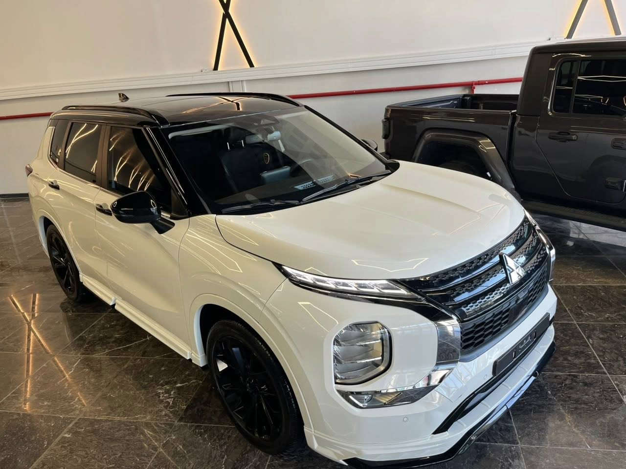 ‏            🆕🆕🆕
✅ ميتسوبيشي  اوتلاندر ✅

2024

‏34.000 KM

بوياخ نييه ( بدون صبوغ )

ئەیەرباک نەتەقیوە   (  بدون ایرباک  ) 

نرخ : کۆمێنت بكه  (  للسعر اكتب التعليق  )

کۆمپانيای هەرێم عثمان سعيد بوبازرگانی ئۆتۆمبێل لە کوردستان و عێراق و دەرەوەی وڵات 
📍ترمينالی نوێی سلێمانی بەرامبەر هێزەکانی ( ٧٠ )

شركة هەریم عثمان سعید للتجارة کافة انواع السيارات في خارج و کردستان و العراق 
📍ترمینال جدیدة السلیمانیة مقابل قوات مسلحة ( ٧٠ )

📱 *********** - ***********
