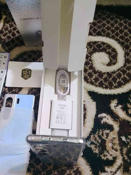 السلام عليكم جهاز مستخدم 5 ايام جهاز جديد معروف مواصفاته معروفه يشغل 90 فريم بطاريه 5200 جهاز كلش حلو مكاني الناصريه المركز حي تضحيه رقمي ***********
