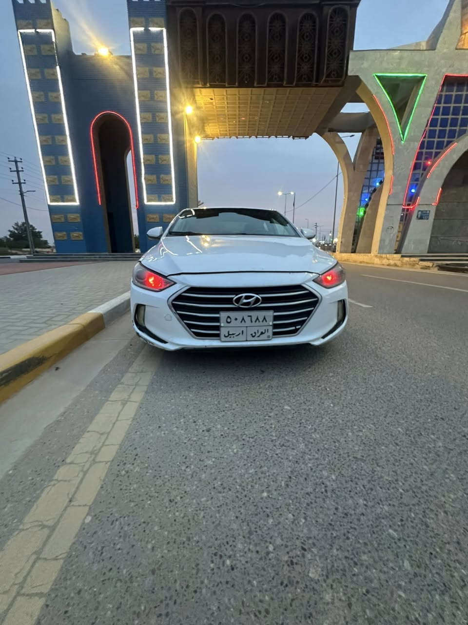 النترا موديل18
وارد امريكي حادثها بنيد وشويه بجاملق بيها بارد خفيف. بجاملق الخلفي مكينه 2000سياره حلوه خير من الله البصره سفوان رقم اربيل تريد تحويل تريد وكاله البصره سفوان *********** السعر125 وبيها مجال شراي اتصل ودلل
