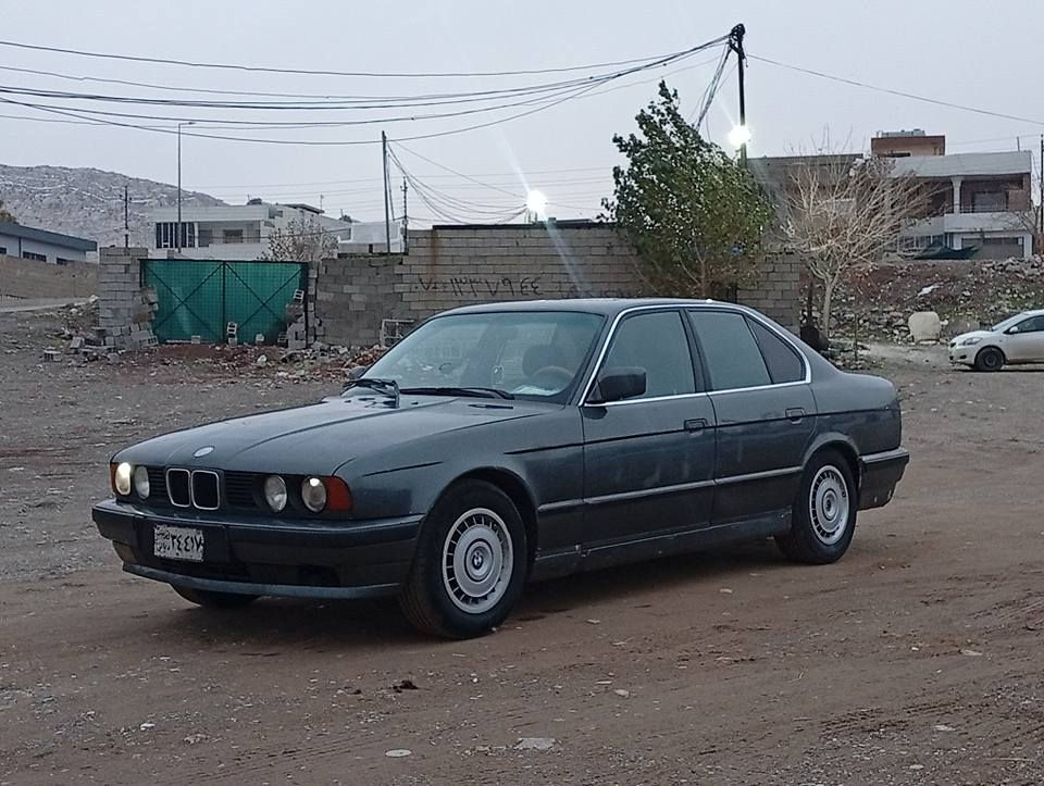 سڵاو بەناوی  خوای گەورە ئەم سەیارەیە بۆ فرۆشتن بیئێم  ٥٢٠گێڕ عادی ئاڕم  پلاسیک  هەولێر بەشەرت  خرامە مۆدیل ١٩٩١ مەکینەو گێڕ  بەشەرت  فیتەر  ماڵ دۆستە دەعمی   نیە  حیزام بۆیاغە  ئاڕم ئەوەلیات  موس  بڕاوە بەشەرت  مشتەری  تەلەفۆن بکە  سعر 33کەمێ  مەعمەلە  ***********
ڤایبەرو  وەتساپی  لەسەرە شمشمل, السليمانية
