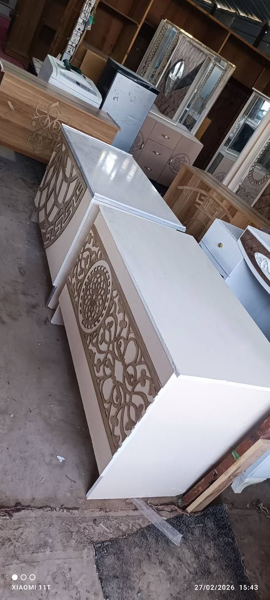 مكاتب عله ٧٥ 
***********
