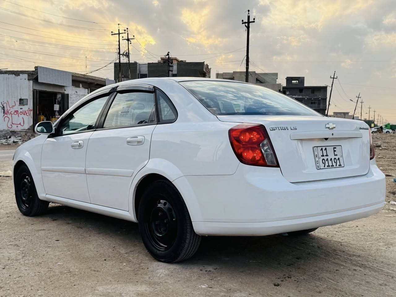 السلام عليكم
هاي اوبترا
موديل 2012 
بلادية كلها حتئ الحدادية
بيها بارد شبر جاملق الامامي
كلين بدون ضرر
والباقي كفاله عامة 
سيارة شرط النضافة
فول اتوماتيك
رقم بغداد 
سنويه لل ٢٠٢٩
هزة جديدة
السيارة بسمي 
تبريد الشركة
سعرها 95ورقة ومجال بسييط
 الاتصال    ***********
هذي تفاصيلها
وحياكم الله شراي يتصل
