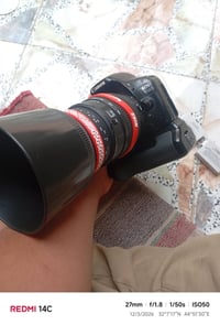 كانون دي ٥٥٠ • زووم ٧٠-٣٠٠ • رام ٣٢