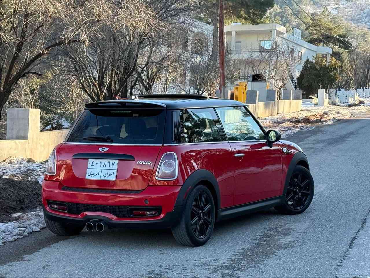 Mini Cooper 2011 S كير توماتيك ضمان دولي 
مني كوبر احمر  2011 S كير توماتيك ضمان دولي 
سيارا بونيد بخ و جاملغ كلير
بدون دواخل نهاي 
سيارا رقم اربيل 
ملاحظه/:
كير مكينه تبريد كهربايات طخم امامي خلفي حجر بيئه لايتات كلها بشرط
مكينه ما مفتوحه 

مكان السيارا دهوك
السعر 78  ومجال بسيط
للستفسار 
📞***********
📞***********

مواصفات /S
كير توماتيك
كير شفتات 
بانوراما
كشن جلد
كشن هيتر
فووول تحكمات ستيرن 
داخل 7 لون
لايت led
اوتو ستوب 
بعد بيها هوايه موصفات 

السيارا حيل حيل نظيفه و جاهزه و كلها بشرط دهوك, العراق
