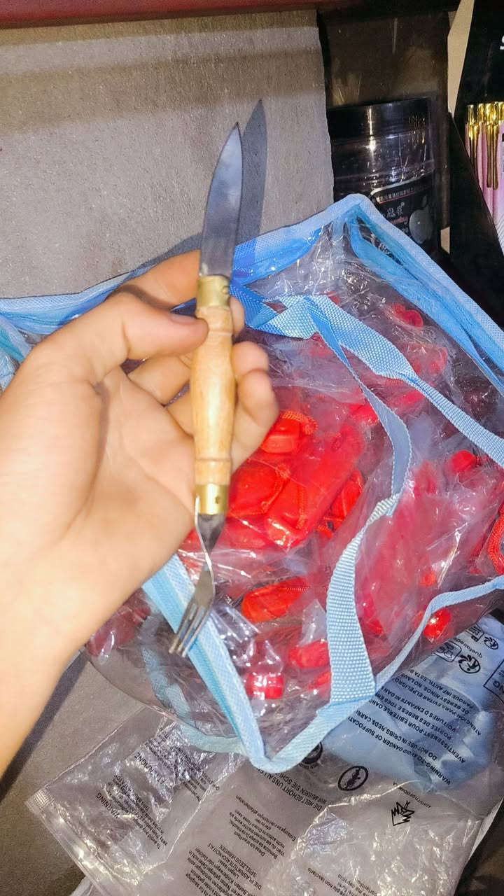 متوفر


**إذا كنت صاحب هذا الإعلان وتريد حذفه لأي سبب، رجاءا أرسل رسالة إلى الدعم الفني**