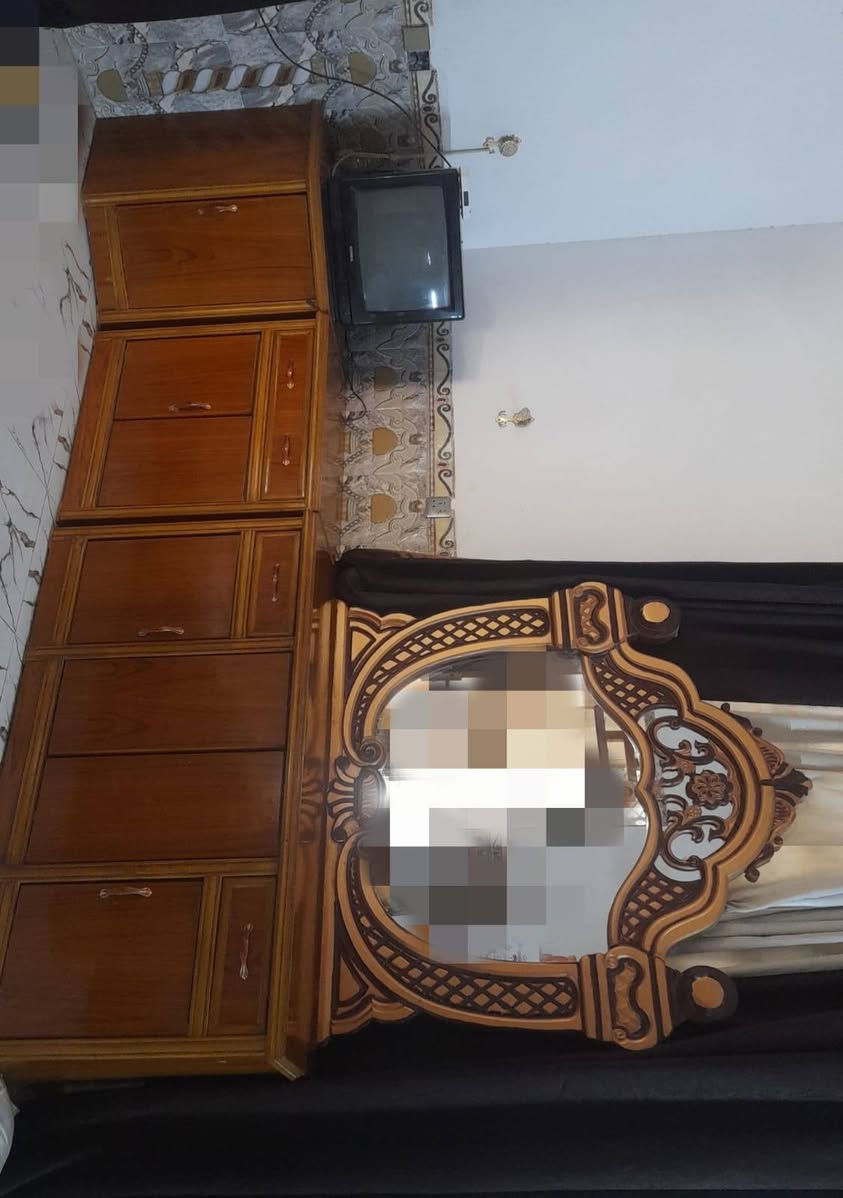 السلام عليكم
للبيع غرفه حطاطه خشب ثقيل موديل حديث بعدهي لوك جديده مابيها اي ضرر السعر مليون ونص وبيها مجال
المكان الگرمه
هـ ***********
