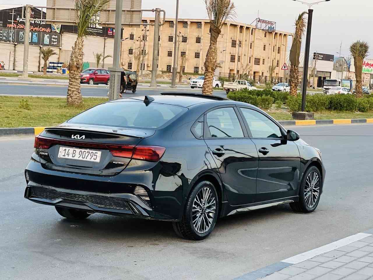 كيه فورتي 24  (جي تي لاين  فول مواصفات ) وارد أمريكي رقم بصره معوّقين وكاله ثاني يوم  سياره جديده كلش دخول جديد 

بيهه جاملغ وباب تبديل  الباقي ليبل واحد وبيهه بارد بلبنيد 
السياره فقط حادث امريكه وحادثهه خفيف  ماشيه 60 الف 

مكينه 2000 دوش مكينه كير حداده تبريد  بحالت الوكاله

(‭0773 860 0987‬ )آسيا فقط وتساب 
( *********** )اثير اتصال 

المكان البصره القبله     السعر  137
