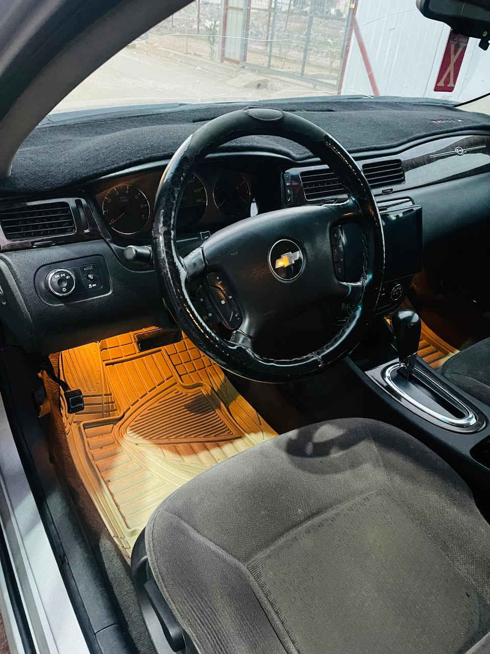 امبالا ١٣ سلفر للبيع او مراوس محرك ٣٦٠٠ بلادي تبريد تدفئة فول  مكينة وكير كفالة وكذلك الدواخل والشاصي والسونار موجود جديد ورقمها ديالى  وشرط التحويل
مكانها ديالى - بلدروز 
السعر ١١٥ وبيهه مجال
***********
