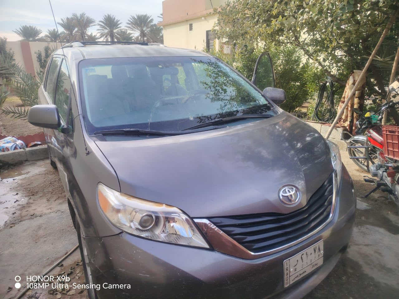 السلام عليكم…..
للبيع سيارة سينا موديل ٢٠١١ سبعة راكب سيارة كاملة مكملة اي نقص مابيهة وارد أمريكي رقم بغداد سيارة بأسمي تحويل ثاني يوم 
مكلف بالنشر
الاتصال على هذا الرقم ***********
