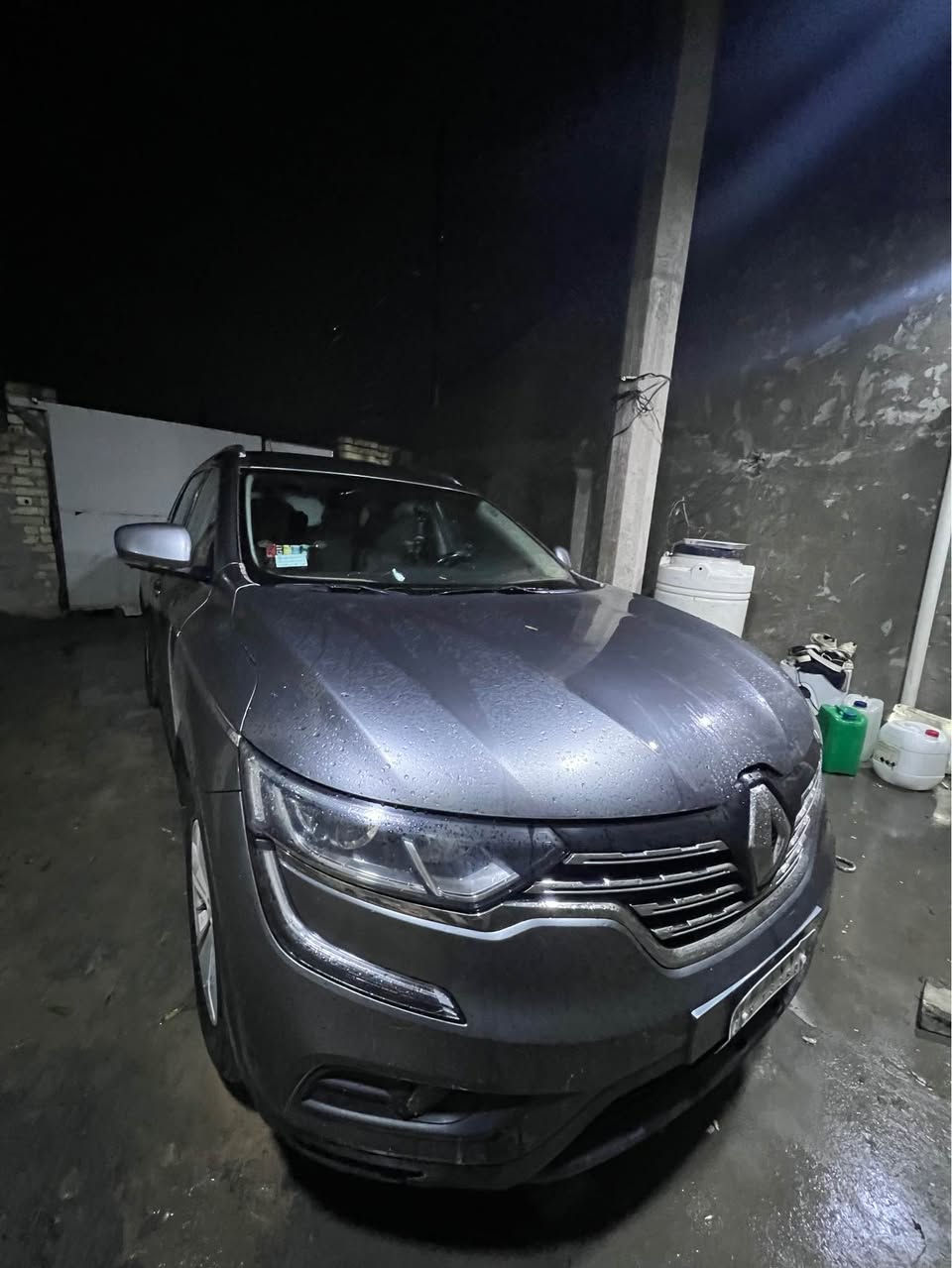 رينو كوليوس ٢٠١٩شركه بعده ممبدل بيه غير دهن وبانزين وبيه بس شخوط خفيف يروح بوليش بغداد, العراق


**إذا كنت صاحب هذا الإعلان وتريد حذفه لأي سبب، رجاءا أرسل رسالة إلى الدعم الفني**