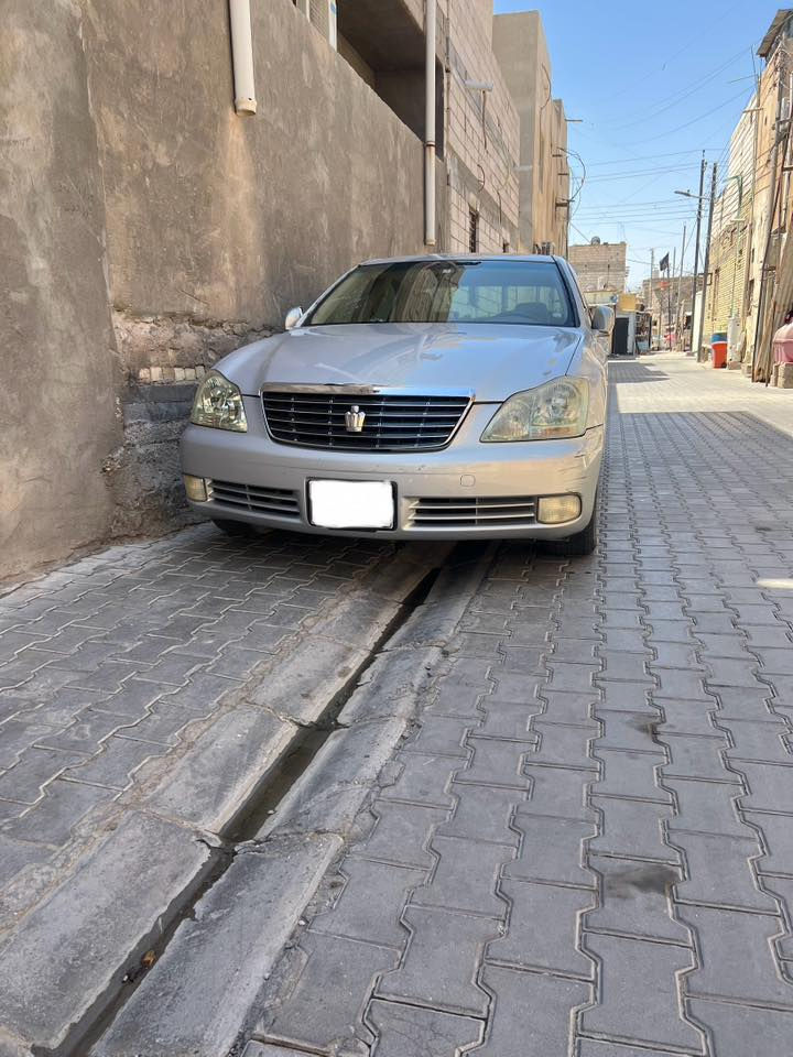 السلام عليكم شاهينه للبيع ادوات كص قماره داخل بيجي مديل 2005لون بحري بيها حجزين واحد يوم 4/1 والثاني يوم 4/12للاستفسار ع الرقم *********** مكان بصره
