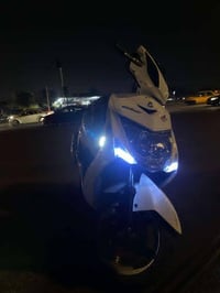 موتوسيكل معدل • جديدة وناعمة • كلتشات رياضية