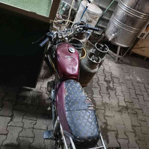 إيراني تايكر ٤كير مكينه كايمه بس تمشي كهربائيات شغاله كامت قبل كميوم كامت مكان بغداد الدوره ٢٠٠وبيهه مجال رقم الهاتف ***********
