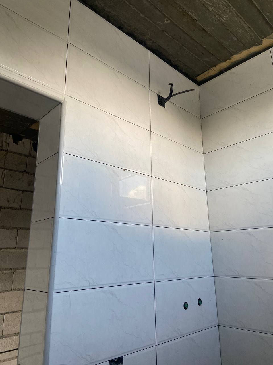 خلفئ سيراميك ارضية جدران شغل درجة اولى شرط تسليم مهندس +دقة نضافة عمل 100٪100لاتزم بل موعد وربي يرزق الجميع ***********
