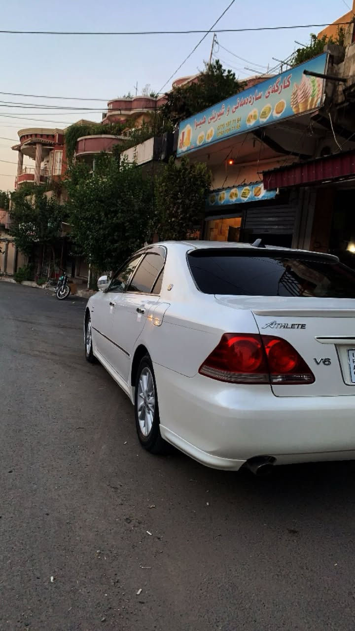 تۆیۆتا کراون (شاهینە) بۆ فرۆشتن
• مۆدێل: ٢٠٠٥ .
• مەکینە: ٨٢ (3.0L) - بێ مەسرەف و بە شەرت.
• ڕۆیشتوو: ١٤٠ هەزار کیلۆمەتر.
• بۆیاخ: ٣ پارچە بۆیاخی ئەوروپای هەیە .
• تایبەتمەندییەکان:
• ناو ڕەشی ساج سوور (٣ دوگمە).
• ئاوێنە ئیشارەت و لایتی ناوچەی کوێر.
• بێ سڵایت و کوشن جلد نییە.
• تێبینی:
• ماوەی ٢ ساڵە لای خۆمە و زۆر خاوێن ڕاگیراوە.
• نرخ: ٦٧ وەرەقە و مەجالی تێدایە.
بۆ پەیوەندی: [نامه‌ بۆ فه‌یسبووك بنێره‌]


**إذا كنت صاحب هذا الإعلان وتريد حذفه لأي سبب، رجاءا أرسل رسالة إلى الدعم الفني**