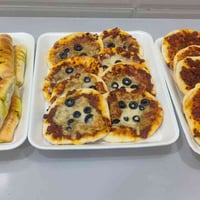 معجنات حسب الطلب • فطائر • توصيل ديوانية