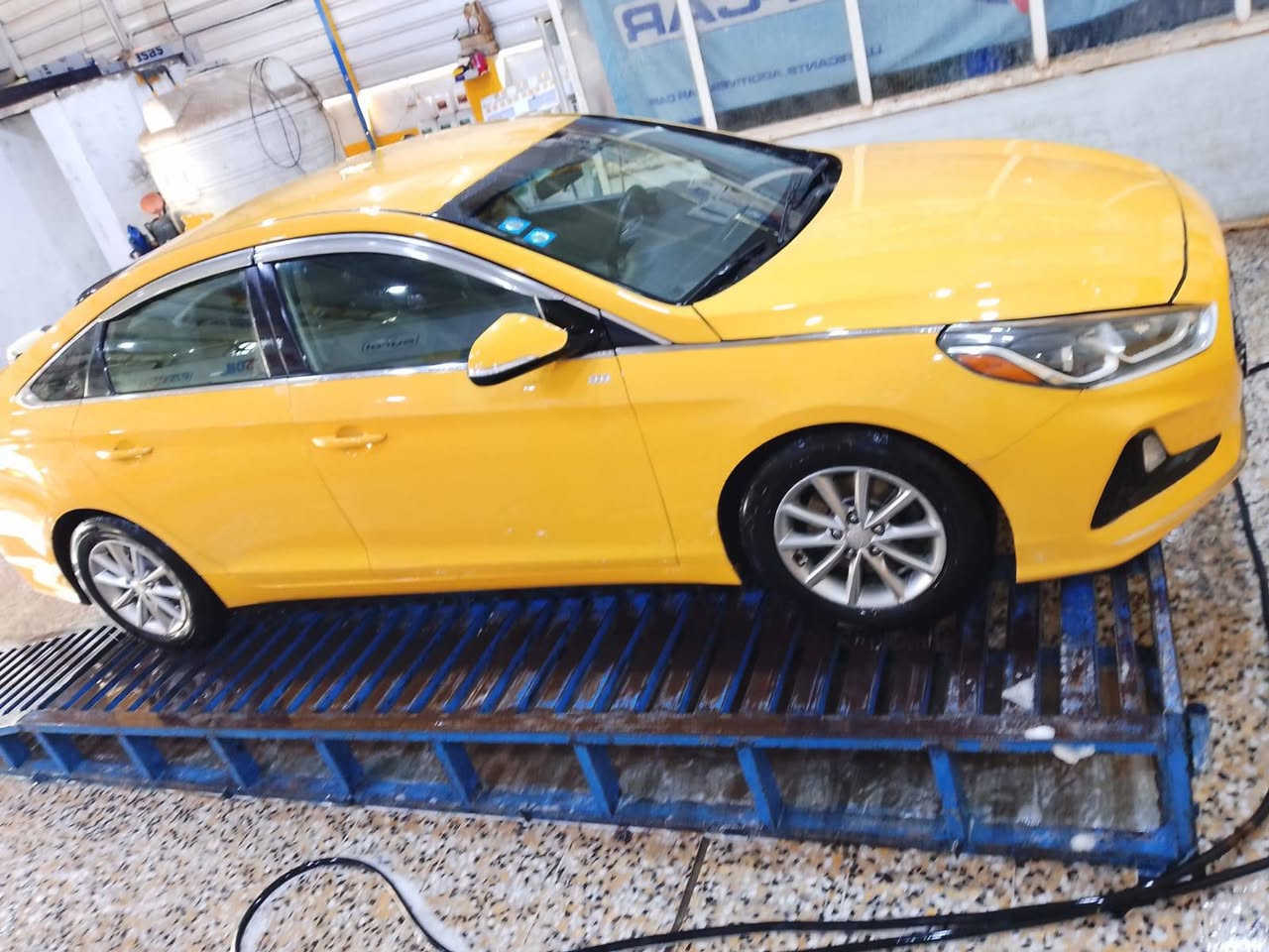 سوناتا تكسي 2019 وارد امريكي ضرر جاملغ امامي فقط
رقمه بغداد دولي سياره جاهزه من كلشي 
السعر 140 وبيه مجال العنوان واسط نعمانيه 
***********
