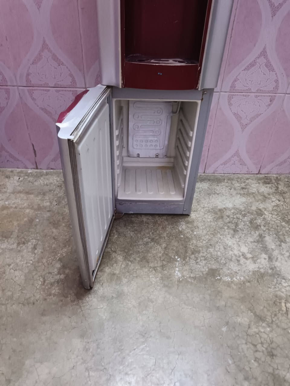 براد شغال شرط بارد ثلاجه فقط الحار مينزل كله بشرط الباقي سعر 55 وبيه مجال مكاني كركوك حي عسكري شراي اتصل ***********
