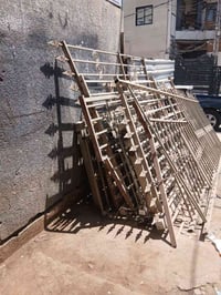 عندي هاي السياجات حديد ثقيل ونظاف جدا للبيع 07715535740بي واتساب