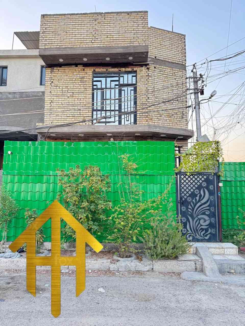 🏦 ®️مكتب الرواسي للعقار ®️ 🏦

‼️اعلان جديد‼️

🔴تسلسل العرض:-{ 124 } 

®️دار { حديث ركن  }للبيع  🅿️🏚️ 

     المساحه الكلية:-60م

      واجهة:-       6 م       ✖️.    نزال:-10م

®️تفاصيل البيت:-{بناء سنة 2023}

الطابق الاول:- { استقبال ➕خدمات ➕حولي  ➕( 1 ) غرفة نوم}

الطابق الثاني:- { ( 2) غرف نوم➕ خدمات }

الطابق الثالث ؛- { غرفة نوم } 

📍موقع البيت:- حي اور ال 600 خلف المطعم الفلسطيني { موقع مميز } 

            .………..{بأدارة السيد ابو عبد }………….

للاستفسار📞📞📱📱

عبد الرحمن.    ***********
