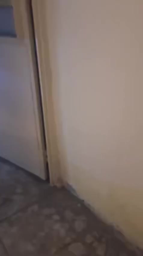 السلام عليكم
بيت للايجار المساحه 150م  البلديات قرب تقاطع الكهرباء  سعر الايجار 900 الف للاستفسار الاتصال 
***********
