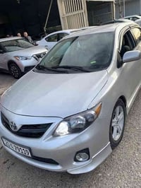 كورلا 2012   فقط صبغ حزام  السياره احلا  من صور. السعر 92  !! كامري 20...