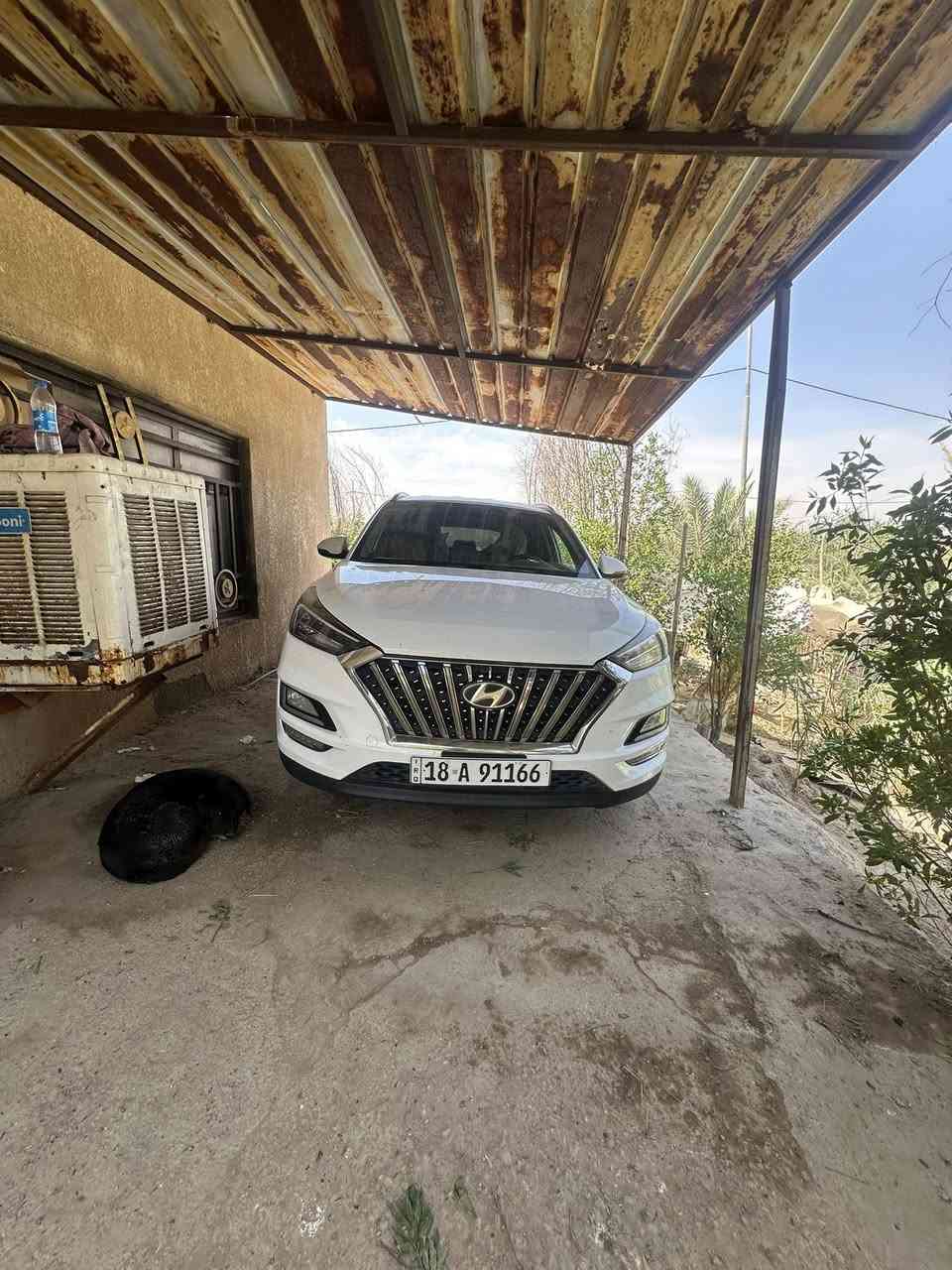السلام عليكم توسان ٢٠٢٠  مكفوله من الصبغ والتبديل رقم بابل جديد بسمي السنويه مجدد لل ٢٠٣٠ هزه ماصاقطه السياره فول موصفات عده البنرامه موصفات كدامك ماحاجه اذكرهن ماشيه ١٣٠ الف شرط الفحص مكينه ٢٠٠٠ دوش على الشركه كير على الشركه شرط تخم تاير جديد حداديه على الشركه ماناقصه برغي السعر ١٨٨ وبي مجال لشراي مكاني كربلاء قظاء طويريج الشراي يتصل *********** امراوس عادي
