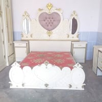 غرفه نوم للبيع السعر مليون و٢٠٠ وبيها مجال للإستفسار علا هذا الرقم ٠٧٨...